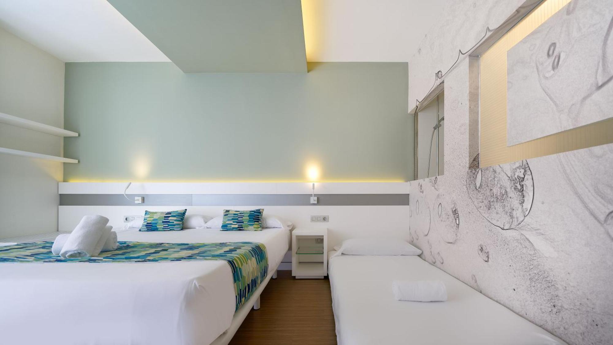 Triple Room Balcony